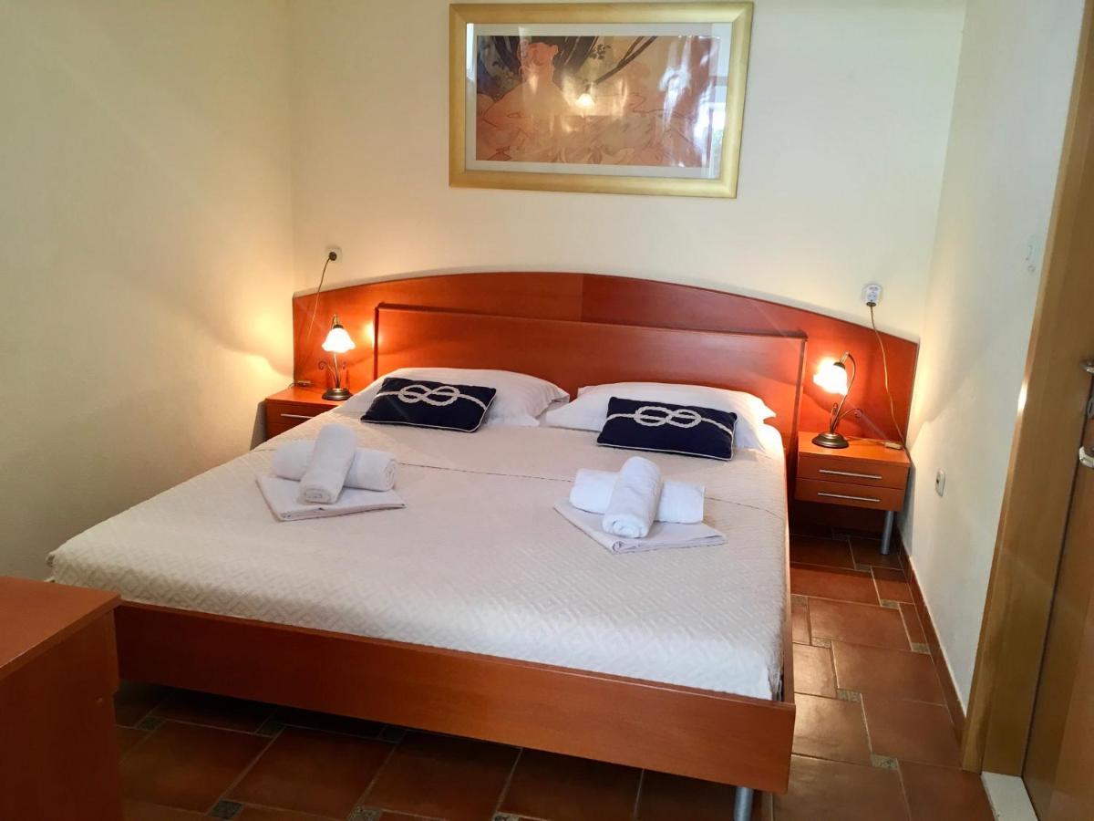 Apartments Villa Jadranka Adults Only بول المظهر الخارجي الصورة